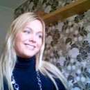 Hot and Horny Joellyn Ready to Play in Live Sex Chat